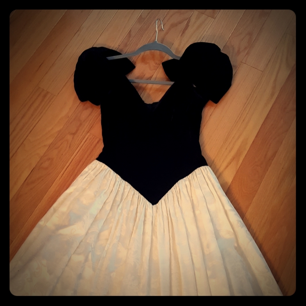 Beautiful 1980's Princess Dress